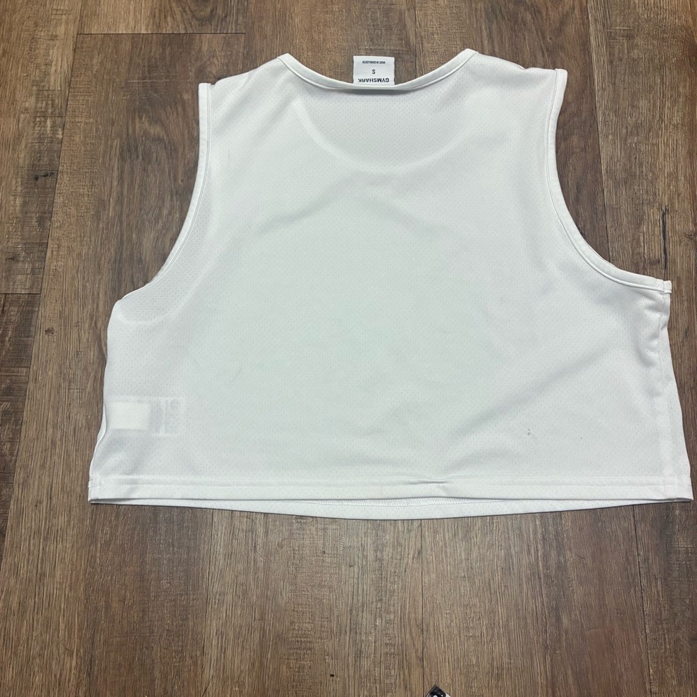 Gymshark White Cropped Athletic Tank Top - Picture 3 of 4